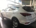 Hyundai Santa Fe 2.4 2018 - Bán ô tô Hyundai Santa Fe 2.4 năm sản xuất 2018, màu trắng