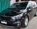 Kia Sedona 2016 - Cần bán xe Kia Sedona đời 2016, màu đen, giá tốt