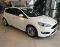 Ford Focus Trend 1.5L 2018 - Cần bán xe Ford Focus Trend sản xuất 2018, màu trắng