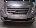 Hyundai Starex 2.4 MT   2018 - Bán xe Hyundai Starex 2.4 MT 6 chỗ, máy dầu, màu bạc, xe nhập giá tốt