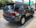 Toyota Fortuner 2009 - Bán ô tô Toyota Fortuner 2009, màu xám, 585tr