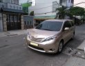 Toyota Sienna 2.7LE 2011 - Bán Toyota Sienna 2.7LE năm 2011, màu vàng, xe nhập