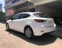 Mazda 3 1.5L Facelift 2017 - Cần bán xe Mazda 3 1.5L Facelift sản xuất 2017, màu trắng, 705tr