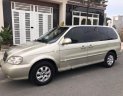 Kia Carnival GS 2.5 AT 2009 - Bán Kia Carnival GS 2.5 AT năm 2009 xe gia đình giá cạnh tranh