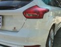 Ford Focus 2016 - Bán xe Ford Focus 2016, màu trắng, giá chỉ 668 triệu