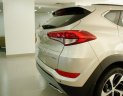 Hyundai Tucson 2018 - Bán xe Hyundai Tucson 1.6 Turbo 2018 giá chỉ 892 triệu. LH: 0903 175 312