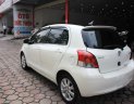 Toyota Yaris 1.3 AT 2009 - Cần bán Toyota Yaris 1.3 AT sản xuất năm 2009, màu trắng, nhập khẩu chính chủ