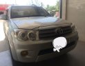 Toyota Fortuner 2010 - Bán Toyota Fortuner đời 2010, màu bạc