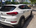 Hyundai Tucson 2016 - Phát Đạt Auto bán Hyundai Tucson sản xuất 2016, màu trắng, nhập khẩu