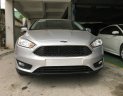 Ford Focus 5D Sport Ecoboost 1.5L 2018 - Cần bán xe Ford Focus 5D Sport Ecoboost 1.5L 2018, màu bạc, giá tốt, xe chí hãng