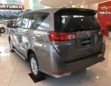 Toyota Innova 2.0E 2018 - Bán xe Toyota Innova 2.0E sản xuất 2018, màu xám