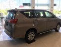 Toyota Innova 2.0E 2018 - Bán xe Toyota Innova 2.0E sản xuất 2018, màu xám