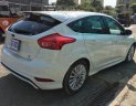 Ford Focus 1.5 ecoboost 2016 - Bán Ford Focus 1.5 Ecoboost sản xuất 2016, màu trắng