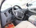 Toyota Innova E 2013 - Bán xe Toyota Innova E đời 2013, màu nâu vàng, giá tốt