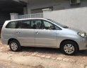 Toyota Innova G 2010 - Bán Toyota Innova G 2010, màu bạc số sàn