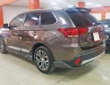 Mitsubishi Stavic 2.4 CVT Premium 2018 - Cần bán Mitsubishi Outlander 2.4 CVT Premium 2018, màu nâu số tự động