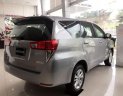 Toyota Innova 2018 - Bán ô tô Toyota Innova sản xuất năm 2018, màu bạc, 690tr