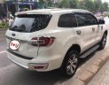 Ford Everest Titanium 2.2L 4x2 AT 2017 - Bán Ford Everest Titanium 2.2L 4x2 AT 2017, màu trắng, nhập khẩu
