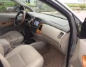 Toyota Innova 2011 - Cần bán Toyota Innova đời 2011, màu bạc