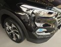 Hyundai Tucson 1.6 AT Turbo  2018 - Bán xe Hyundai Tucson 1.6 AT Turbo đời 2018, màu đen, 900 triệu