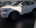 Hyundai Tucson 2018 - Bán ô tô Hyundai Tucson đời 2018, màu trắng, giá tốt