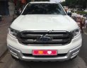 Ford Everest Titanium 2.2L 4x2 AT 2017 - Bán Ford Everest Titanium 2.2L 4x2 AT 2017, màu trắng, nhập khẩu