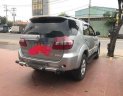 Toyota Fortuner V 2010 - Cần bán lại xe Toyota Fortuner V 2010, màu bạc số tự động, 550 triệu