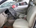 Toyota Innova E 2015 - Bán ô tô Toyota Innova E đời 2015, màu bạc