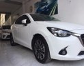 Mazda 2 AT 2016 - Cần bán lại xe Mazda 2 AT 2016, màu trắng