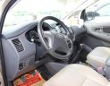 Toyota Innova 2.0E 2013 - Cần bán gấp Toyota Innova 2.0E đời 2013, màu nâu, giá tốt