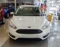 Ford Focus Trend 2018 - Bán Ford Focus 2018 màu trắng, hỗ trợ trả góp lên tới 90%, chỉ cần 100tr nhận xe ngay. Hỗ trợ giảm giá lên tới 70tr đồng
