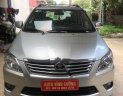 Toyota Innova 2.0E 2012 - Bán Toyota Innova 2.0E 2012, màu bạc