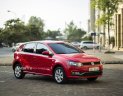 Volkswagen Polo 2017 - Bán ô tô Volkswagen Polo năm sản xuất 2017, màu đỏ, nhập khẩu, giá tốt, siêu khuyến mãi