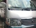 Toyota Hiace 2005 - Cần bán xe Toyota Hiace năm sản xuất 2005, màu bạc, nhập khẩu nguyên chiếc