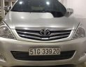 Toyota Innova 2010 - Cần bán gấp Toyota Innova đời 2010, màu bạc còn mới, 432tr