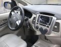 Toyota Innova 2015 - Cần bán Toyota Innova năm sản xuất 2015, màu bạc