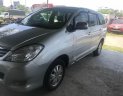 Toyota Innova G 2010 - Cần bán gấp Toyota Innova G năm sản xuất 2010, màu bạc