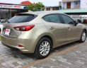 Mazda 3 1.5 AT 2018 - Bán xe Mazda 3 1.5 AT bản hatcback đời 2018, màu vàng