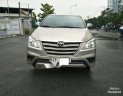 Toyota Innova E 2015 - Cần bán lại xe Toyota Innova E đời 2015 số sàn