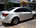 Chevrolet Cruze 2013 - Cần bán gấp Chevrolet Cruze 2013, màu trắng xe gia đình, giá chỉ 350 triệu