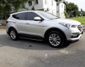 Hyundai Santa Fe 2.4AT 2017 - Cần bán xe Hyundai Santa Fe 2.4AT sản xuất 2017, màu bạc