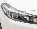 Kia Cerato 2017 - Bán Kia Cerato đời 2017, màu trắng như mới giá cạnh tranh