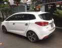 Kia Rondo 2.0AT 2017 - Cần bán xe Kia Rondo 2017 số tự động, máy xăng, màu trắng