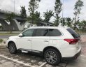 Mitsubishi Outlander 2.4 Premium 2018 - Bán Mitsubishi Outlander 2.4 CVT Premium đời 2018, màu trắng