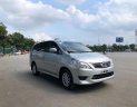 Toyota Innova 2.0E 2013 - Bán Toyota Innova 2.0E đời 2013, màu bạc như mới, giá tốt