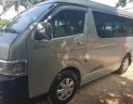 Toyota Hiace 2.5 2005 - Cần bán Toyota Hiace 2.5 sản xuất 2005, màu xanh lam, giá tốt