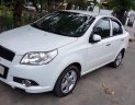 Chevrolet Aveo LT 2017 - Bán xe Chevrolet Aveo LT 2017 màu trắng, xe mới mua còn như hãng