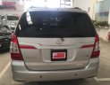 Toyota Innova 2015 - Bán Innova số tự động, đời 2015, màu bạc, giá thương lượng