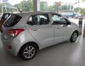 Hyundai Grand i10 2018 - Cần bán xe Hyundai Grand i10 đời 2018, màu bạc, 320 triệu