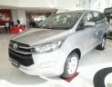 Toyota Innova 2.0 E 2018 - Bán Toyota Innova 2.0 E sản xuất năm 2018, màu bạc